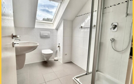 „Sonnenvilla“ Lichtdurchflutetes, familienfreundliches Einfamilienhaus in Probstried