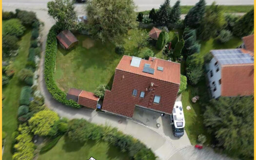 „Sonnenvilla“ Lichtdurchflutetes, familienfreundliches Einfamilienhaus in Probstried