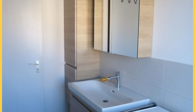 Teilansicht Badezimmer 