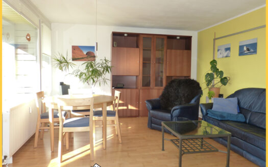 Lichtdurchflutete 3-Zi.-ETW mit EBK und großem Balkon südlich von Kempten in Waltenhofen