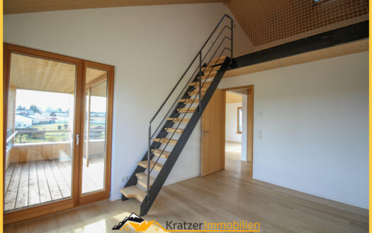 Lichtdurchflutete, moderne 5-Zi.-Wohnung mit 2 Balkonen in hochwertiger Ausstattung in Waltenhofen