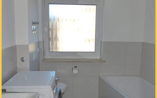 Lichtdurchflutete 3-Zi.-ETW mit EBK und großem Balkon südlich von Kempten in Waltenhofen