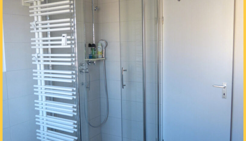 Teilansicht Badezimmer  