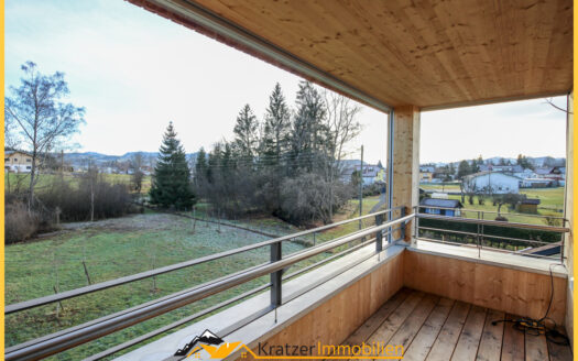 Lichtdurchflutete, moderne 5-Zi.-Wohnung mit 2 Balkonen in hochwertiger Ausstattung in Waltenhofen