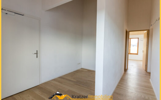 Lichtdurchflutete, moderne 5-Zi.-Wohnung mit 2 Balkonen in hochwertiger Ausstattung in Waltenhofen