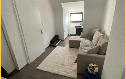 Mieter mittleren Alters gesucht! Hübsche 3 1/2 Zi.-Maisonette-Whg. mit Gge. in Kempten – Ostbahnhof