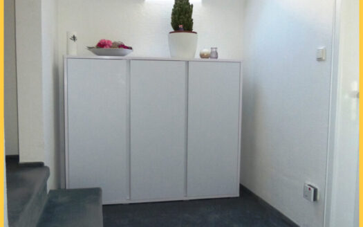 Mieter mittleren Alters gesucht! Hübsche 3 1/2 Zi.-Maisonette-Whg. mit Gge. in Kempten – Ostbahnhof