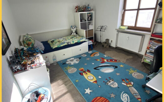 Mieter mittleren Alters gesucht! Hübsche 3 1/2 Zi.-Maisonette-Whg. mit Gge. in Kempten – Ostbahnhof