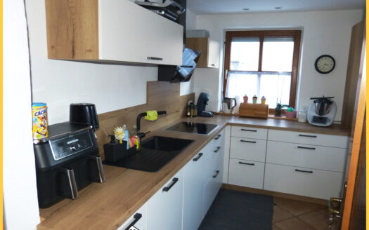 Mieter mittleren Alters gesucht! Hübsche 3 1/2 Zi.-Maisonette-Whg. mit Gge. in Kempten – Ostbahnhof