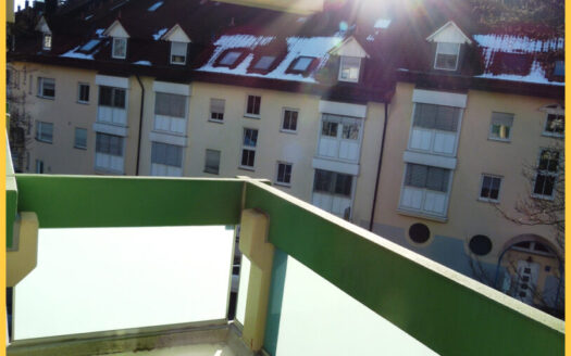 Helle 1-Zi.-ETW mit großem, sonnigem Süd-West-Balkon in Kempten-Haubenschloß