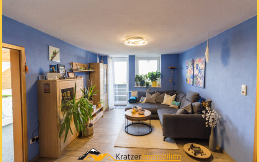 Charmante, lichtdurchflutete 4-Zi.-ETW mit Balkon und Garage in Betzigau