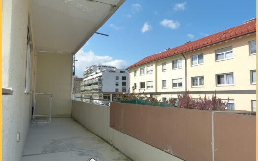 Helle 3-Zi.-Wohnung mit schönem West-Balkon, EBK und Garage in Kempten-Haubenschloß