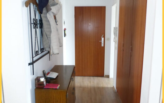 Helle 3-Zi.-Wohnung mit schönem West-Balkon, EBK und Garage in Kempten-Haubenschloß