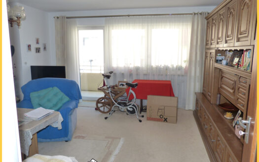 Helle 3-Zi.-Wohnung mit schönem West-Balkon, EBK und Garage in Kempten-Haubenschloß