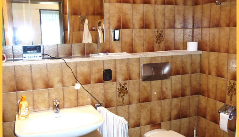 Teilansicht Badezimmer  