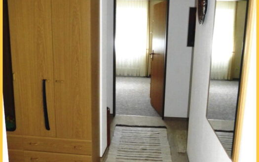 Lichtdurchflutete 4 1/2-Zi.-ETW mit verglastem Balkon in Kempten-Stiftallmey