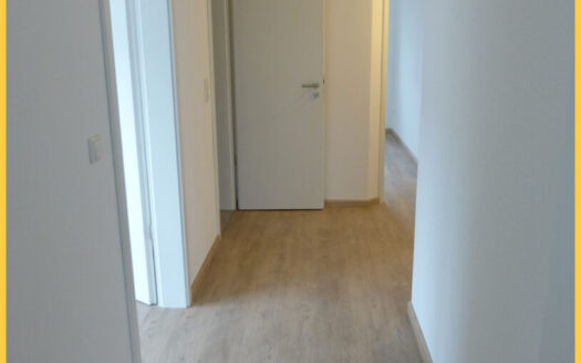 Neuwertige 4-Zi.-DG-Wohnung mit Westbalkon in Waltenhofen