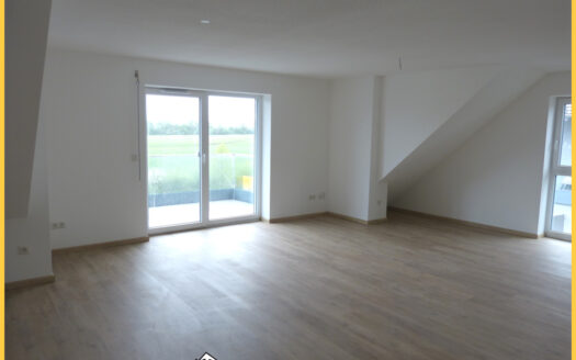 Neuwertige 4-Zi.-DG-Wohnung mit Westbalkon in Waltenhofen